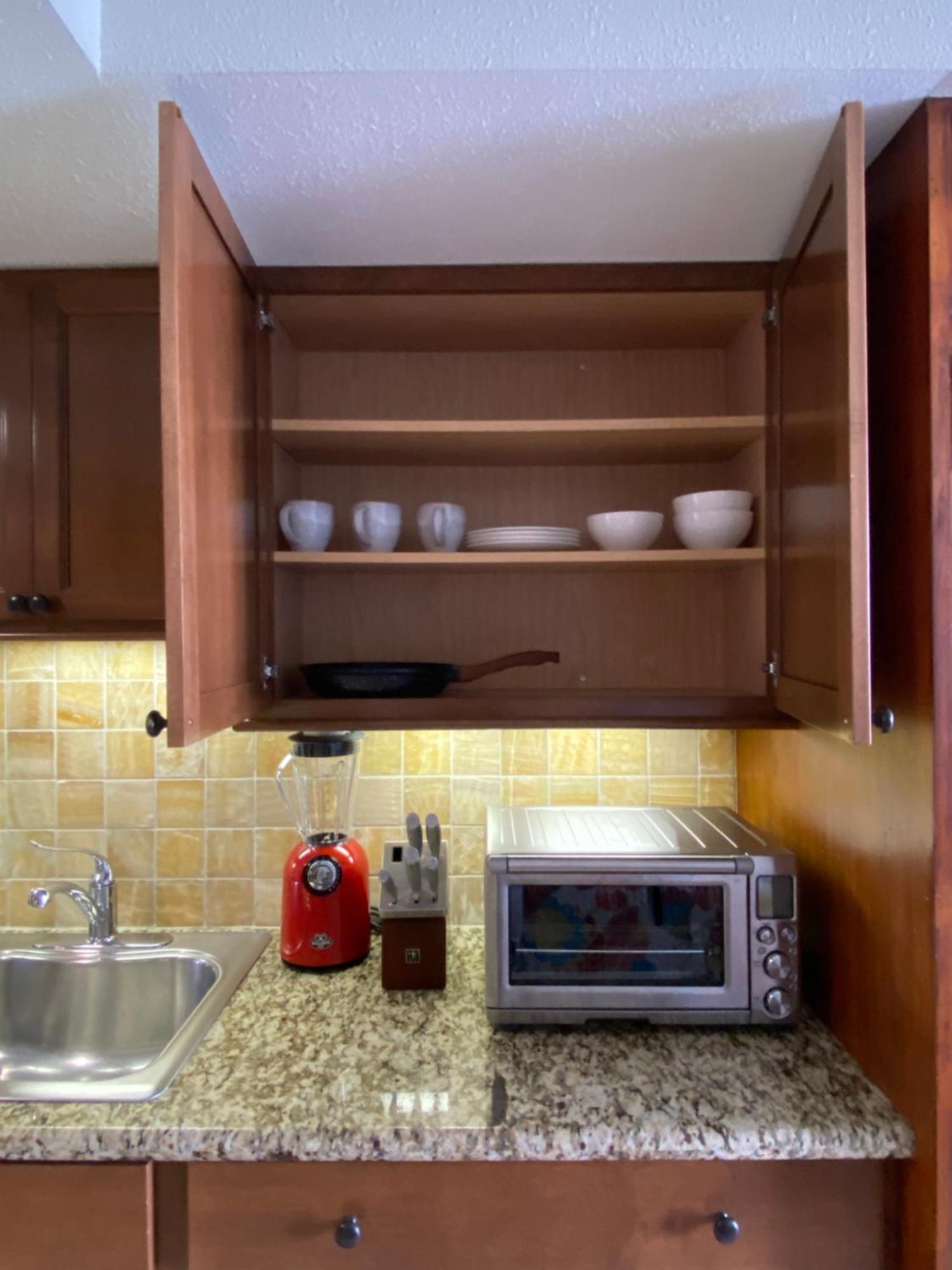 Cozy Studio With Free Parking In Waikiki Гонолулу Экстерьер фото