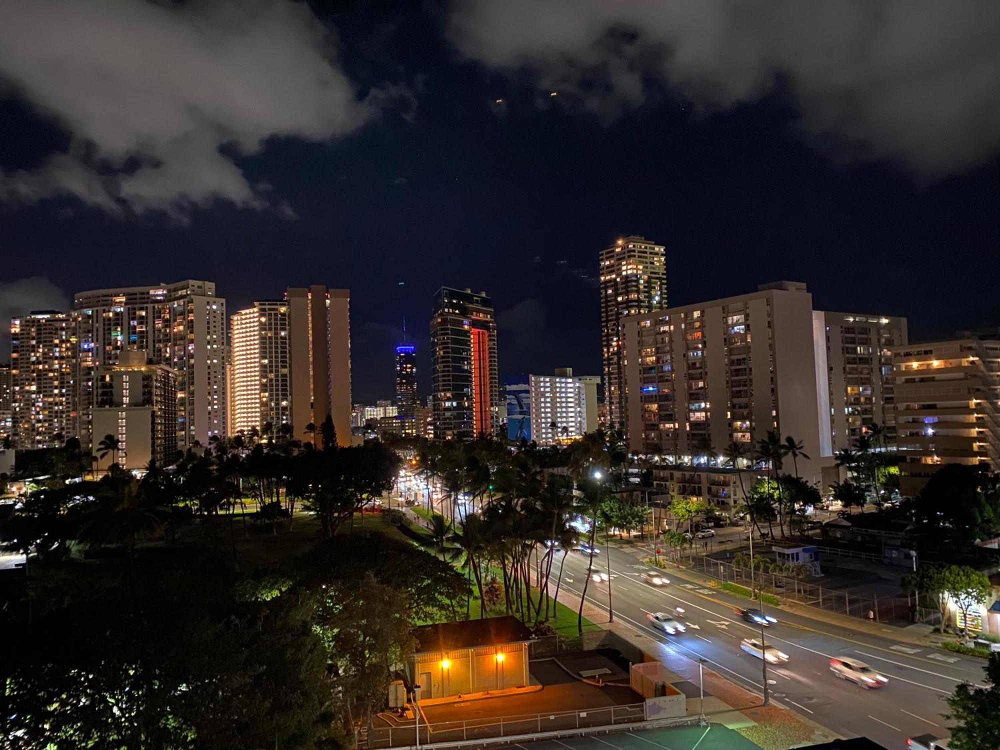 Cozy Studio With Free Parking In Waikiki Гонолулу Экстерьер фото